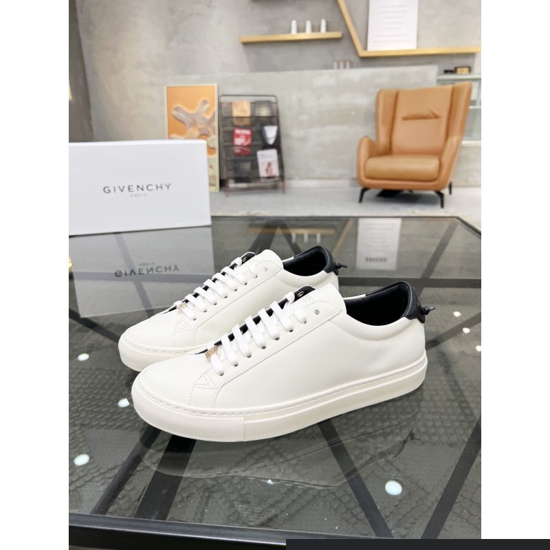 Givenchy Sneakers